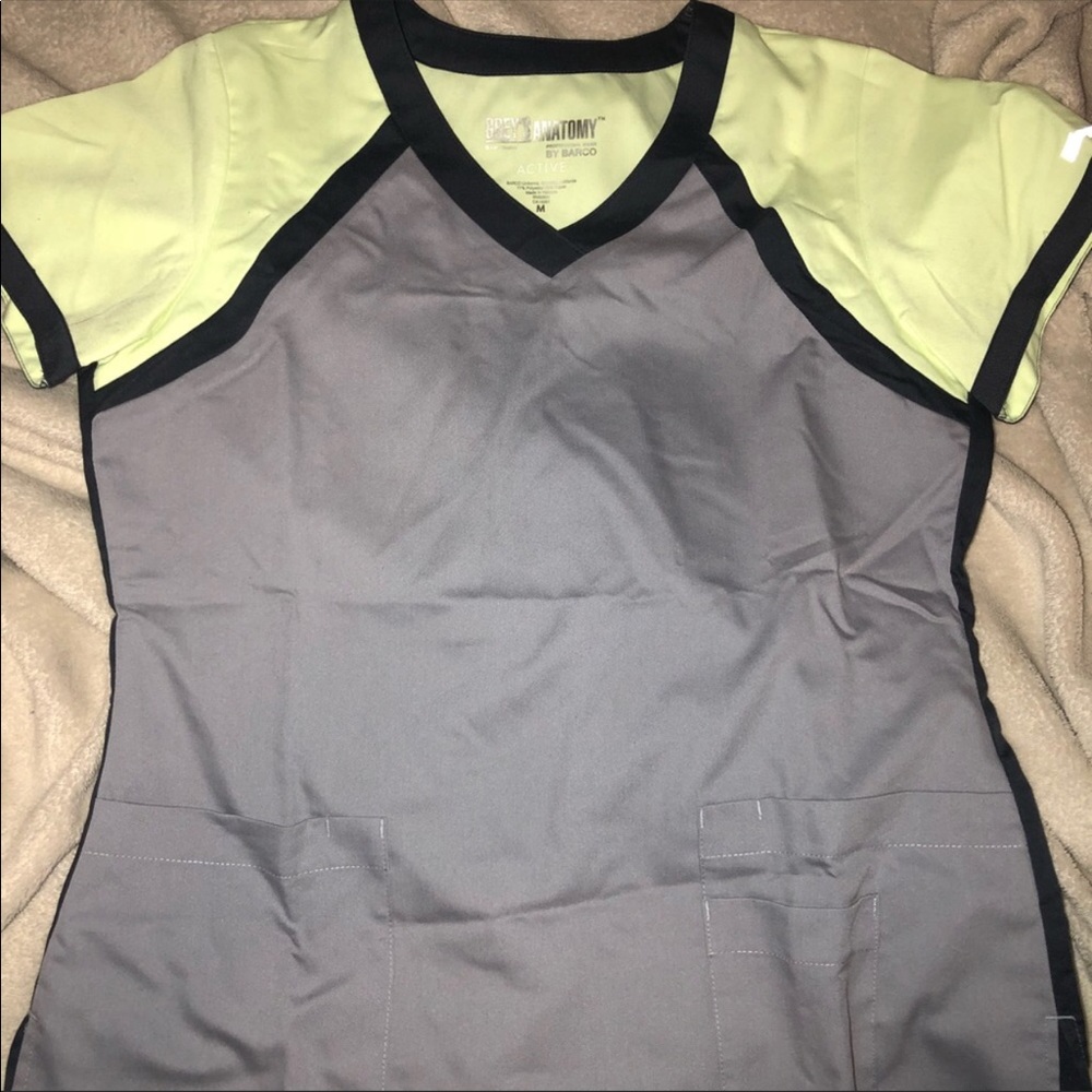 NWT! Grey’s Anatomy Scrub Top